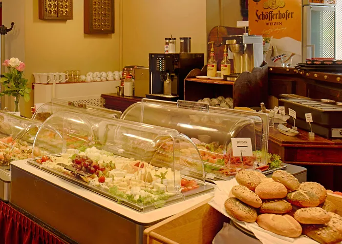 Little Paris 酒店 美因河畔法兰克福