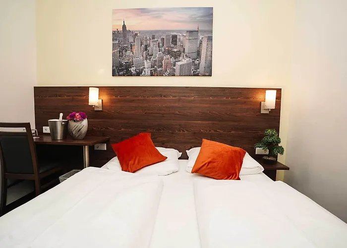 Hotel Little Paris 3*